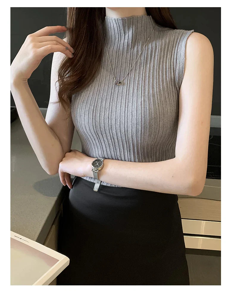 Slim Knitted Sleeveless Sweater for Women - Casual Elegance