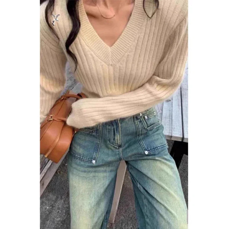Slim Pullover Sweater for Women in Heavyweight Polyester