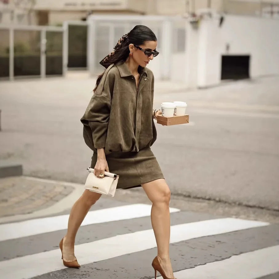 Women's Zippered Bat Sleeve Casual Jacket in Polyester