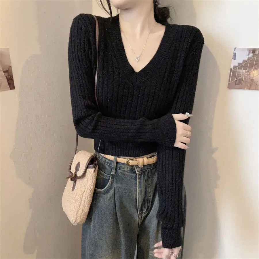 Slim Pullover Sweater for Women in Heavyweight Polyester
