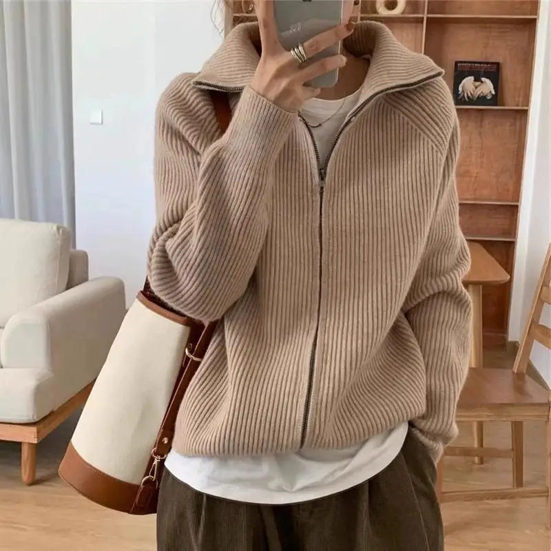 Chic Women's Knitted Cardigan with Zipper in Solid Color