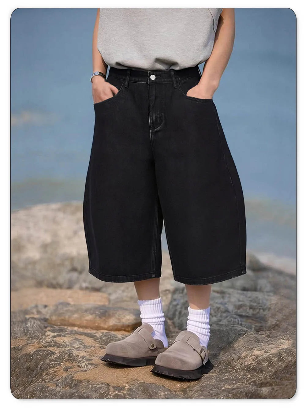 Baggy Wide Leg Black Denim Shorts for Spring and Summer